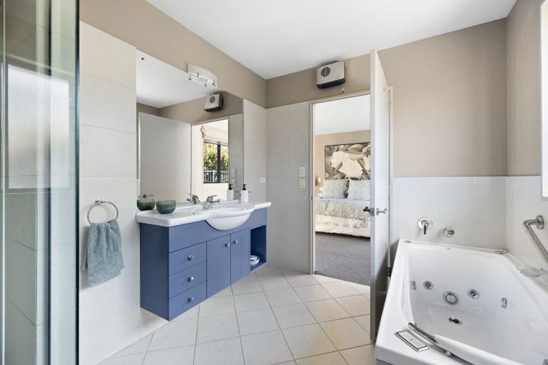 Photo of property in 32a Lake Avenue, Frankton, Queenstown, 9300