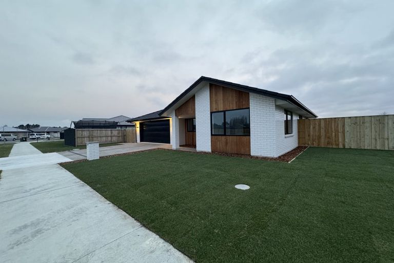 Photo of property in 20 Cleaver Street, Woodend, 7610