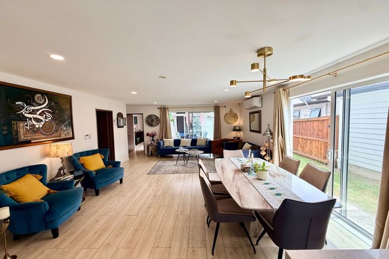 Photo of property in 9 Takahe Avenue, Takanini, 2112