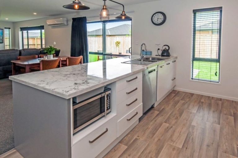 Photo of property in 53 Moreton Green, Rolleston, 7615