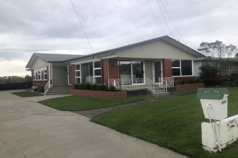 Photo of property in 99 Tuhikaramea Road, Dinsdale, Hamilton, 3204