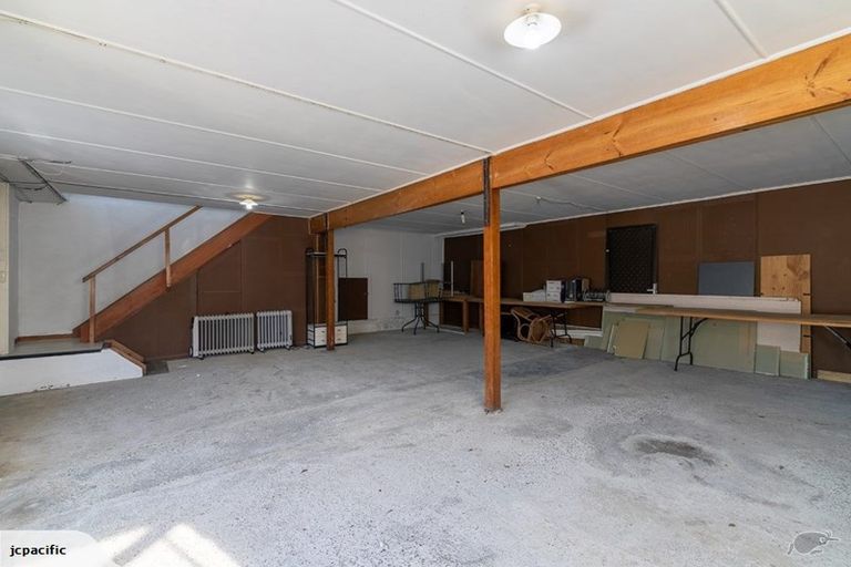 Photo of property in 23 Glen Alton Avenue, Paparangi, Wellington, 6037