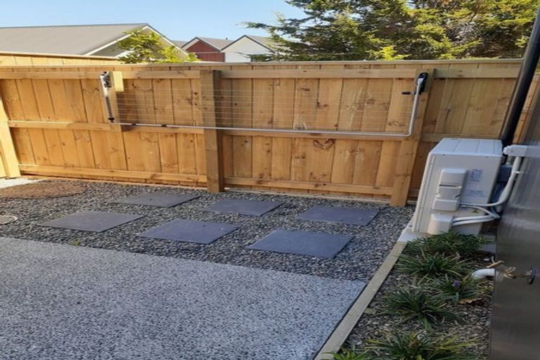 Photo of property in 22 Ron Deal Way, Epuni, Lower Hutt, 5011