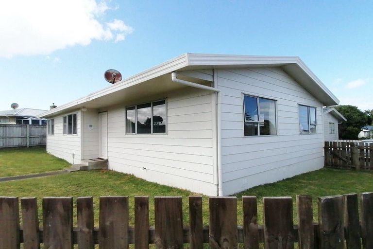 Photo of property in 4a Tainui Street, Castlecliff, Whanganui, 4501