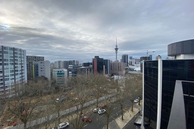 Photo of property in The Duxton Hotel Apartments, 6p/100 Greys Avenue, Auckland Central, Auckland, 1010