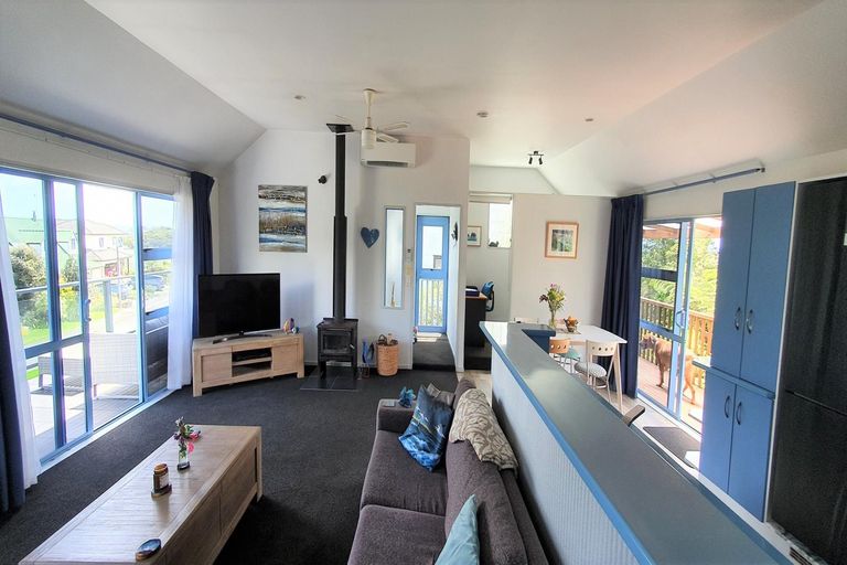 Photo of property in 108 Te Haumi Drive, Paihia, 0200