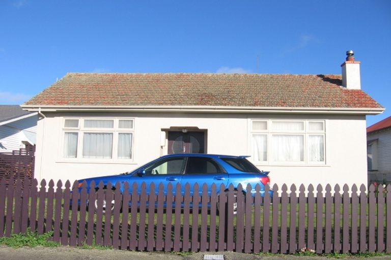 Photo of property in 6 Wood Street, Takaro, Palmerston North, 4410