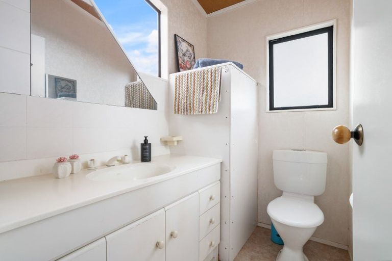 Photo of property in 111 Weka Street, Whangamata, 3620