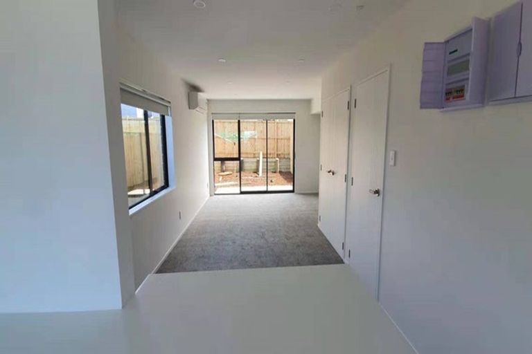 Photo of property in 48 Turret Lane, Hobsonville, Auckland, 0616