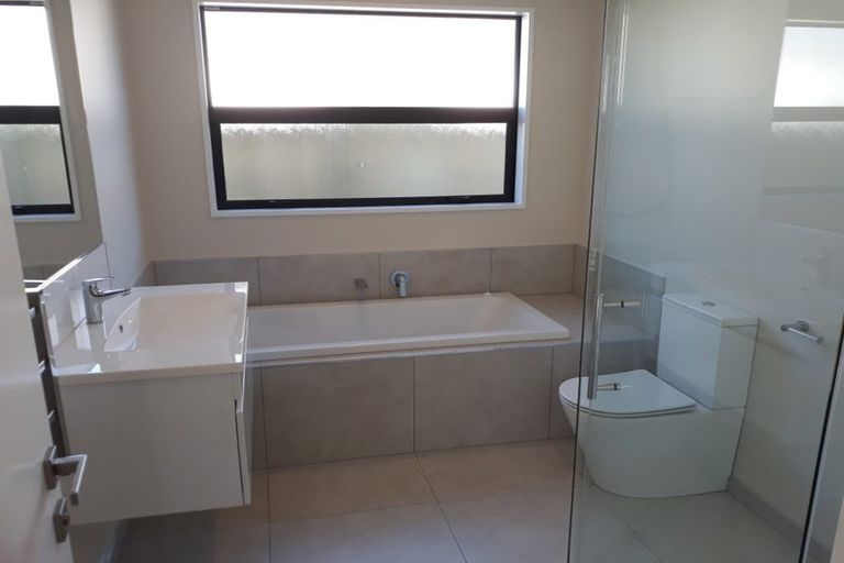 Photo of property in 11 Perendale Street, Belfast, Christchurch, 8051