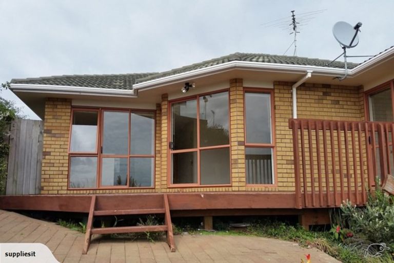 Photo of property in 1444 Whangaparaoa Road, Army Bay, Whangaparaoa, 0930