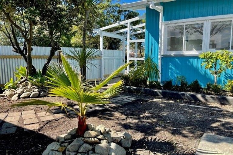 Photo of property in 12 Ferguson Street, Bay View, Napier, 4104