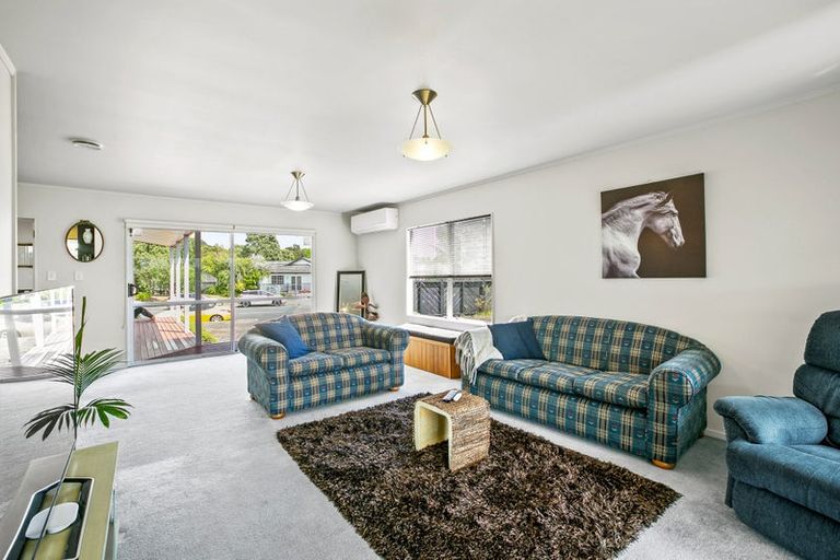 Photo of property in 26 Heta Road, Highlands Park, New Plymouth, 4312