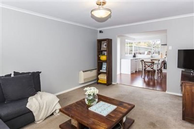 Photo of property in 188 Grimseys Road, Redwood, Christchurch, 8051
