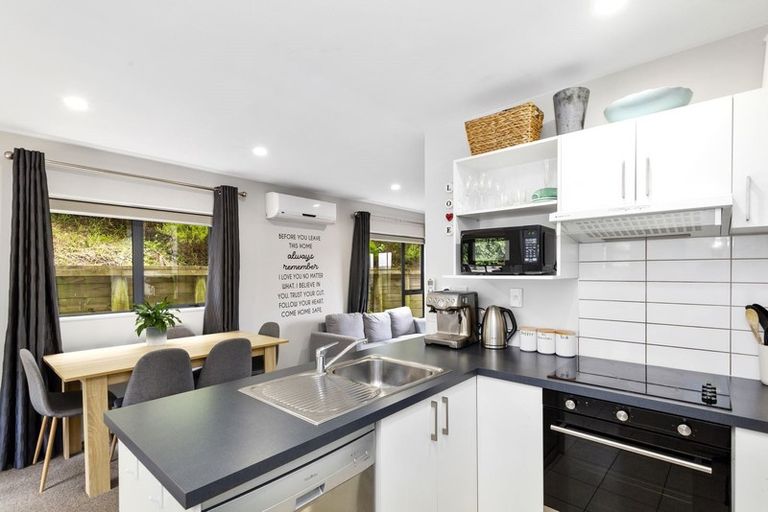 Photo of property in 3/25 Hollies Crescent, Johnsonville, Wellington, 6037