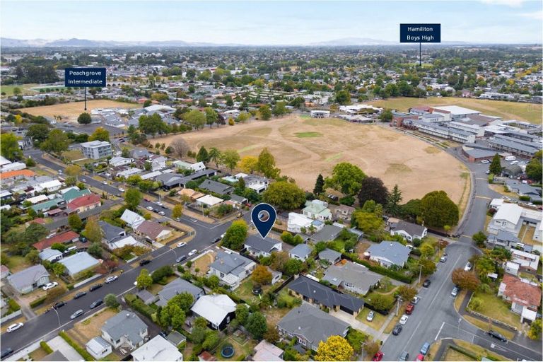 Photo of property in 28 Bond Street, Hamilton East, Hamilton, 3216