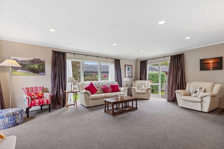 Photo of property in 1 Kiriwai Place, Matua, Tauranga, 3110