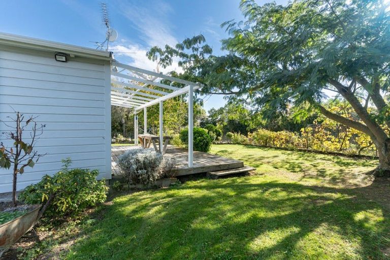 Photo of property in 120 Waihakeke Road, Waihakeke, Carterton, 5792