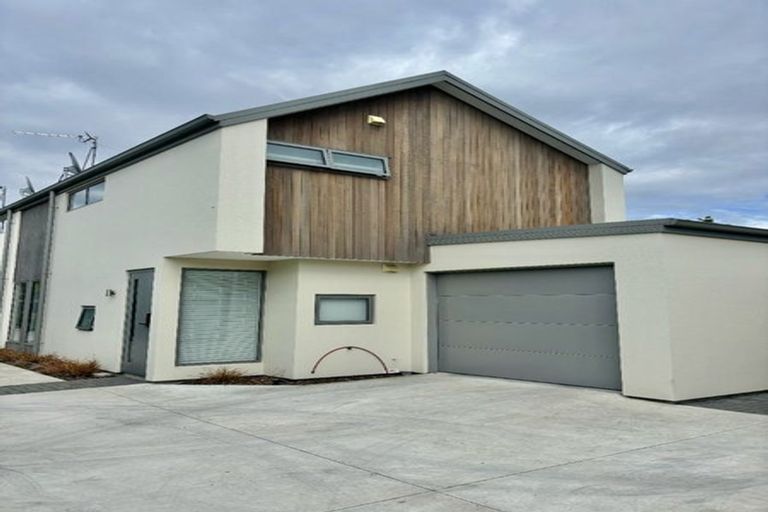 Photo of property in 3/47 Mersey Street, St Albans, Christchurch, 8014