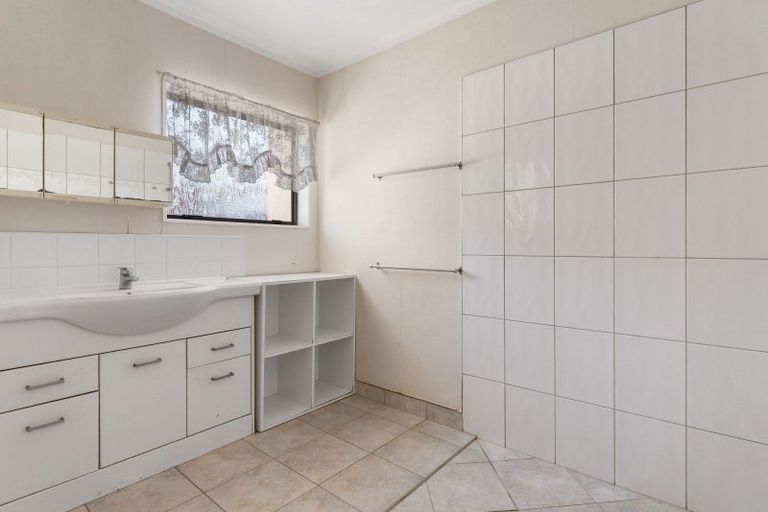 Photo of property in 62a Gloucester Road, Mount Maunganui, 3116