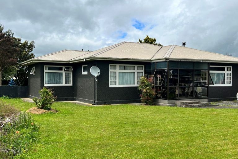 Photo of property in 2 Madrid Street, Dannevirke, 4930