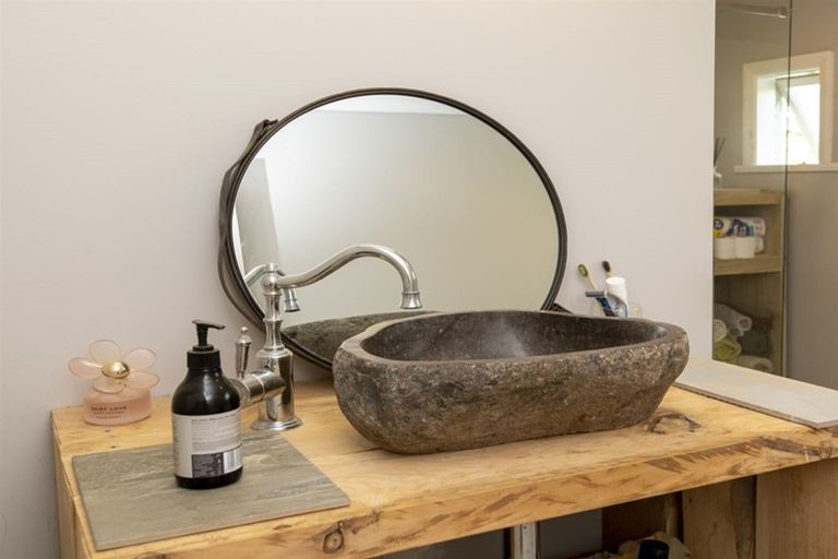 Photo of property in 64 Te Roto Road, Otaki, 5512