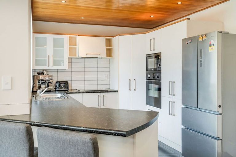 Photo of property in 7 Empress Place, Halswell, Christchurch, 8025