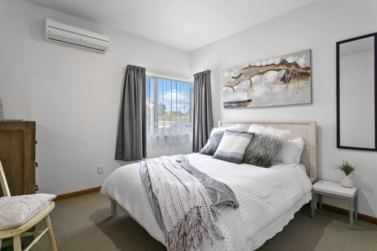 Photo of property in 2/17 Rhodes Fall, Rangatira Park, Taupo, 3330