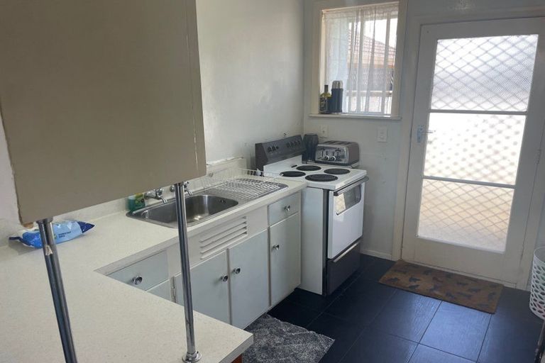 Photo of property in 4/497 Ferguson Street, Palmerston North, 4410