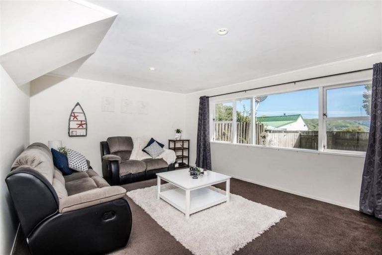 Photo of property in 4c Jasons Place, Churton Park, Wellington, 6037