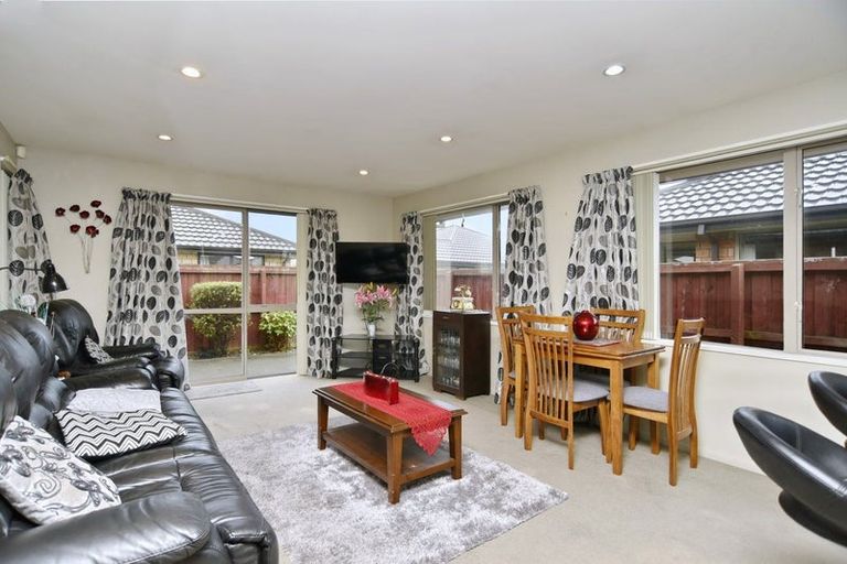 Photo of property in 21d Sabina Street, Shirley, Christchurch, 8013