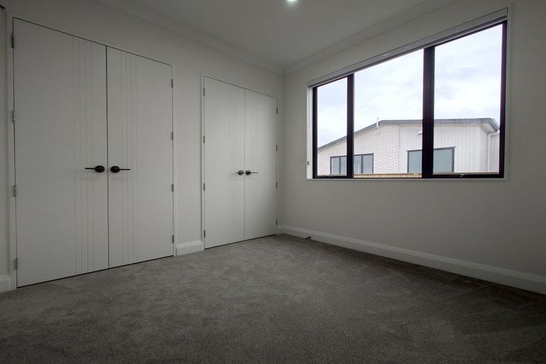 Photo of property in 66 Michael Bosher Way, Flat Bush, Auckland, 2019