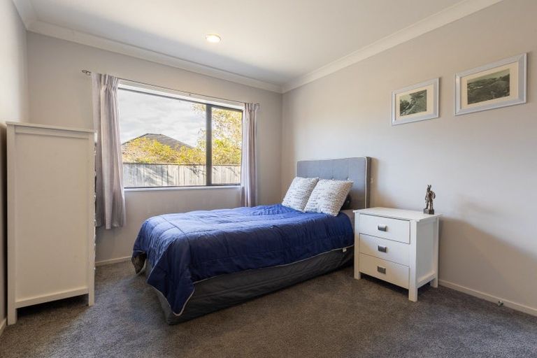 Photo of property in 20 Consort Close, Paraparaumu Beach, Paraparaumu, 5032