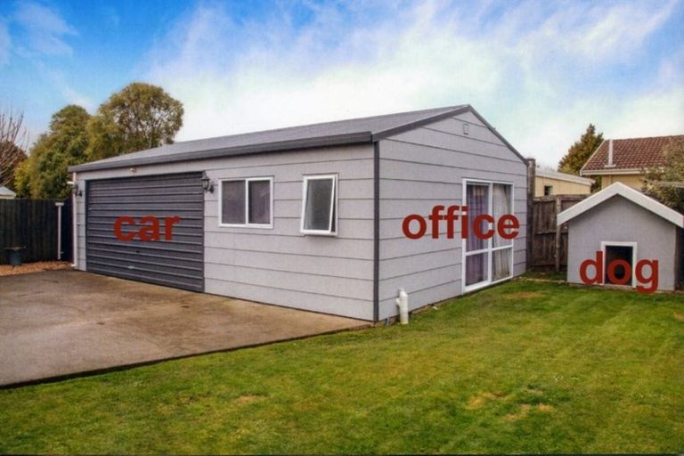 Photo of property in 127 Northcote Road, Northcote, Christchurch, 8052