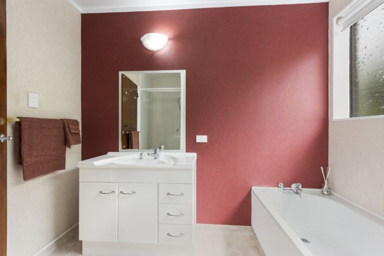 Photo of property in 12 Dakota Grove, Totara Park, Upper Hutt, 5018