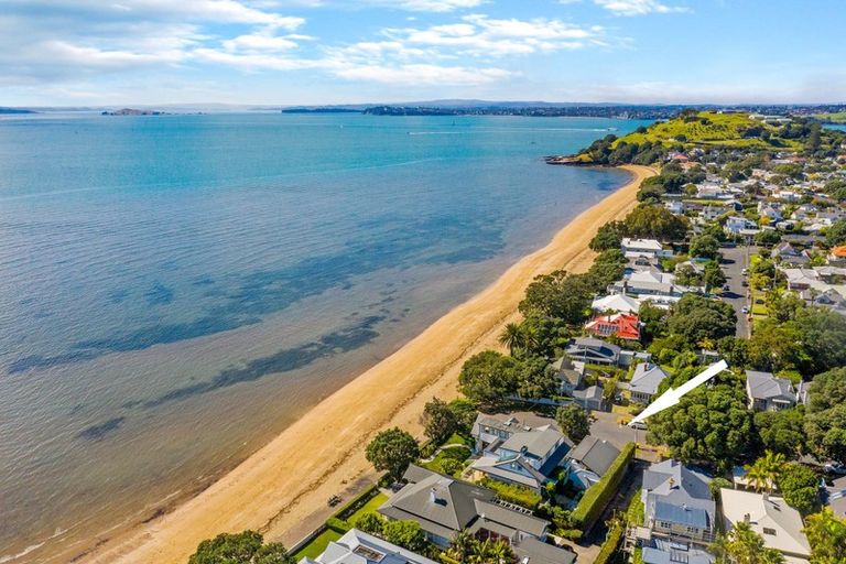 Photo of property in 15 Arawa Avenue, Devonport, Auckland, 0624