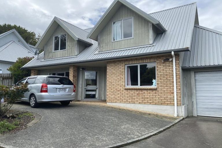 Photo of property in 38a Mahoe Street, Tawa, Wellington, 5028