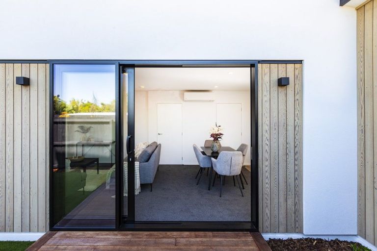 Photo of property in 2/46 Division Street, Riccarton, Christchurch, 8041