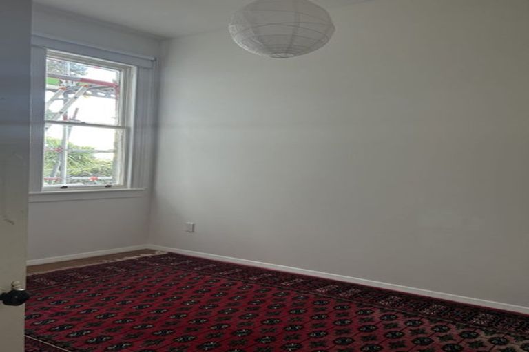 Photo of property in 61 Central Terrace, Kelburn, Wellington, 6012