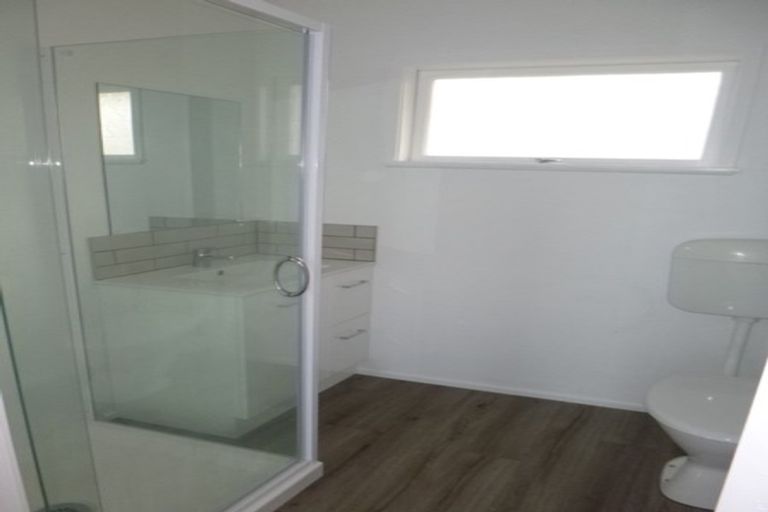 Photo of property in 2/115 Target Road, Wairau Valley, Auckland, 0629