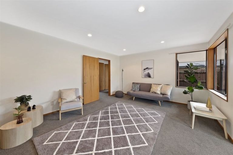 Photo of property in 2/16 Cardiff Avenue, Somerfield, Christchurch, 8024