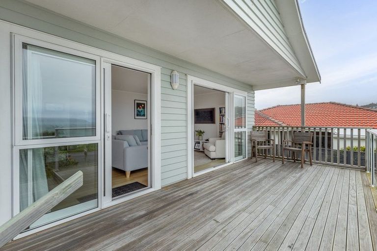 Photo of property in 6a Beach Road, Titahi Bay, Porirua, 5022