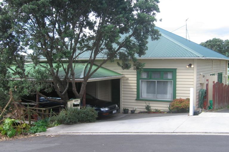 Photo of property in 20 Cowper Street, Devonport, Auckland, 0624