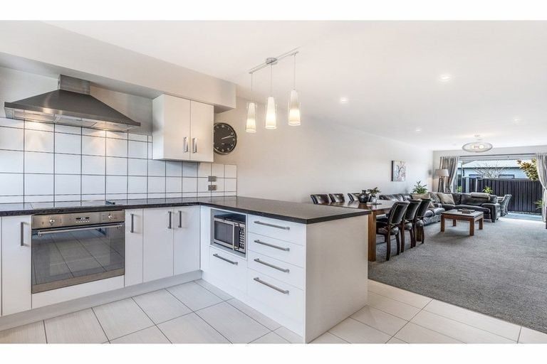 Photo of property in 46 Caulfield Avenue, Halswell, Christchurch, 8025