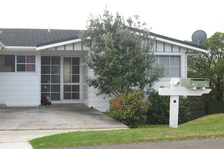 Photo of property in 6 Dominica Crescent, Grenada Village, Wellington, 6037