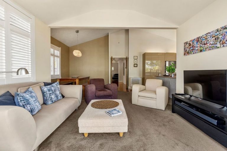 Photo of property in 52 Westmere Crescent, Westmere, Auckland, 1022