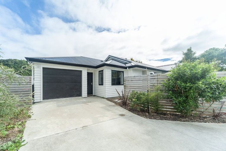 Photo of property in 29a Compton Crescent, Taita, Lower Hutt, 5011