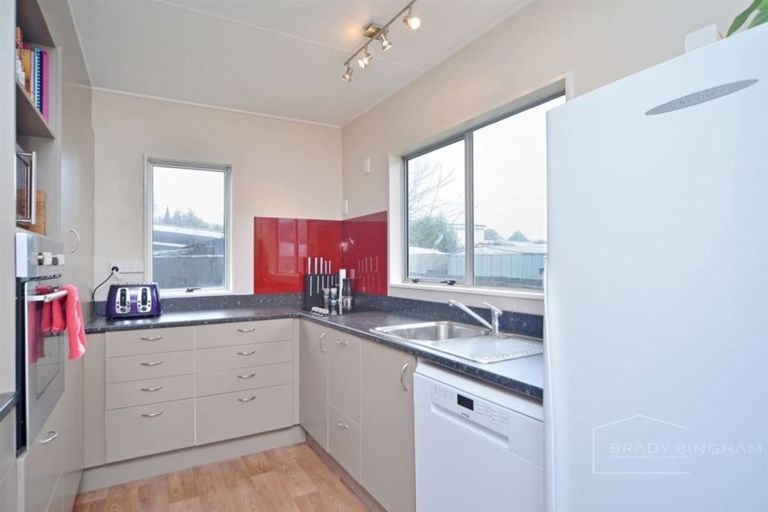 Photo of property in 8b Kupe Drive, Carterton, 5713