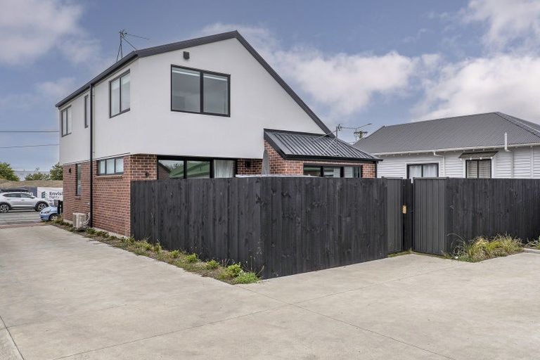 Photo of property in 1/21 Montreal Street, Sydenham, Christchurch, 8023