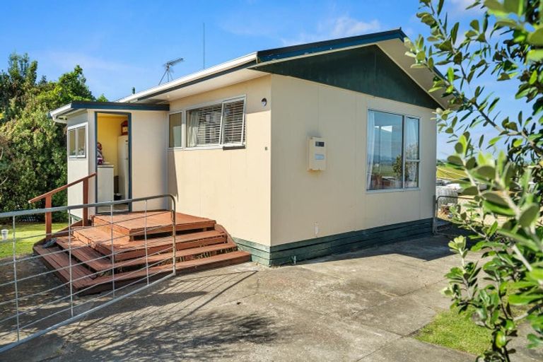 Photo of property in 18 Costello Crescent, Pukehina, Te Puke, 3189